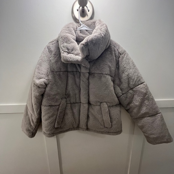 Abercrombie faux fur puffer - Picture 1 of 1